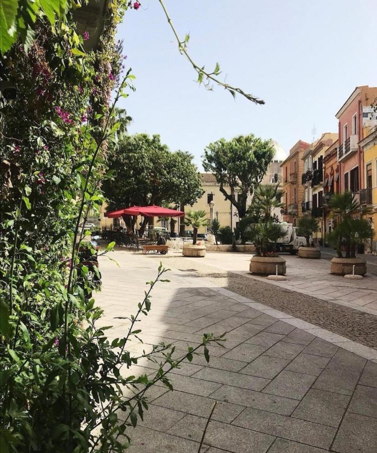 Mirti Boutique Apartment Heart 卡利亚里 外观 照片