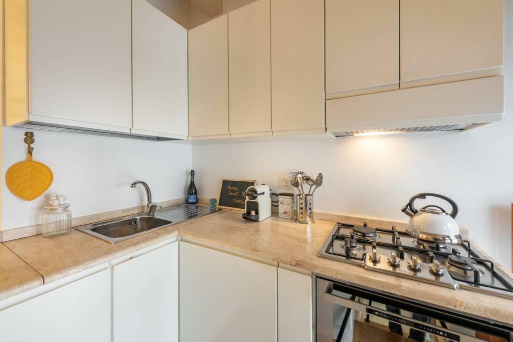 Mirti Boutique Apartment Heart 卡利亚里 外观 照片