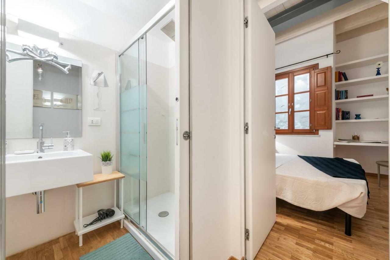 Mirti Boutique Apartment Heart 卡利亚里 外观 照片