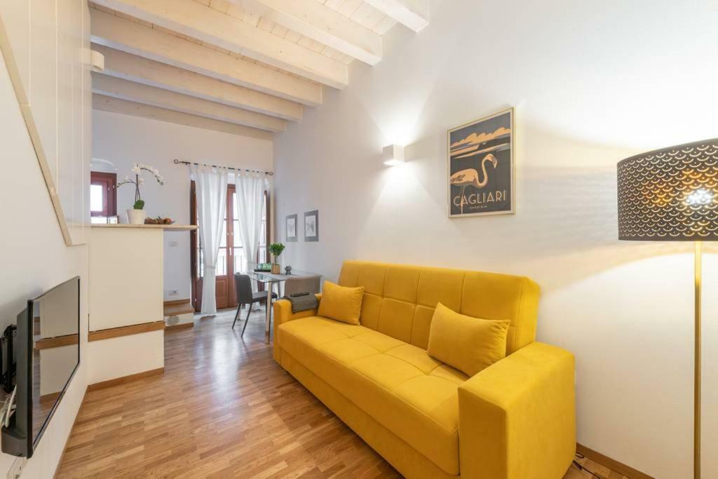 Mirti Boutique Apartment Heart 卡利亚里 外观 照片